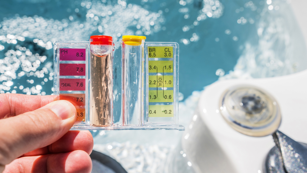 testing aquarium water parameters